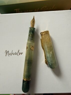 Green Marble Fountain Pen with Gold Trim